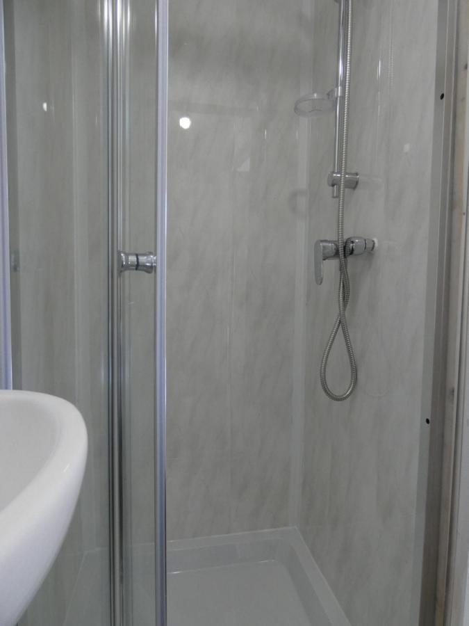 Bridge Street En Suite Rooms Merthyr Tydfil Εξωτερικό φωτογραφία
